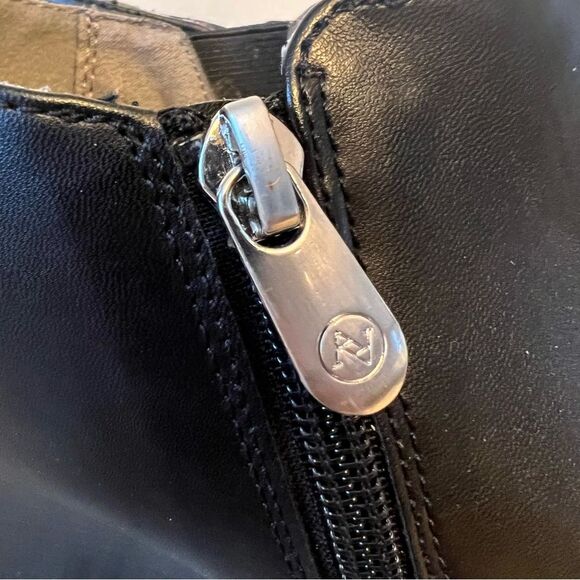 Adrienne Vittadini Midge wedge heel SHOOTIE Sz 10 BLACK - Picture 3 of 11